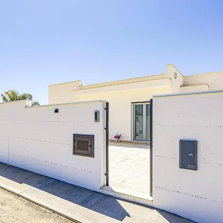 Andromeda By Βίλα Santa Maria Del Focallo