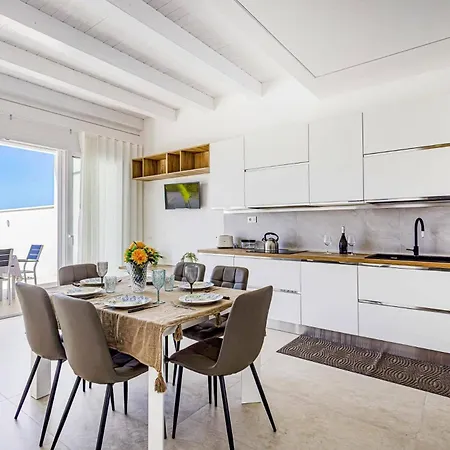 Andromeda By Santa Maria Del Focallo