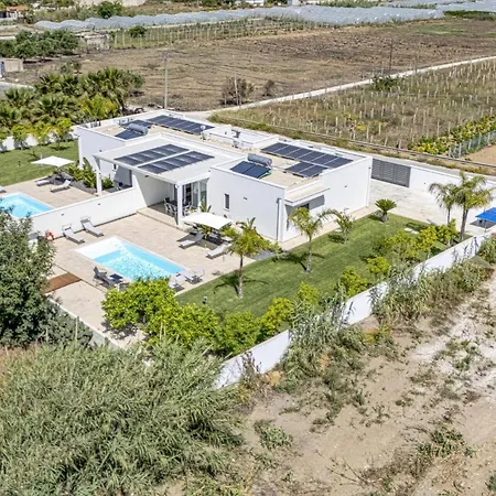 Βίλα Andromeda By *